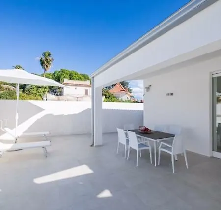 Total White 빌라 폰타네비안체